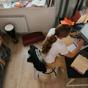 Slim en stijlvol compact wonen in Antwerpen – klaar voor het academiejaar